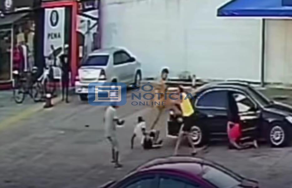 Cabo da PM é agredido com bloco de concreto e fica desacordado em posto de combustíveis