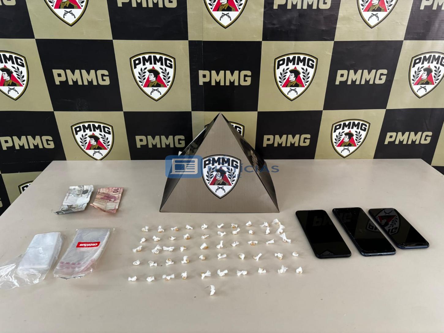 Polícia Militar prende três por tráfico de drogas no bairro Cruzeiro Celeste, em João Monlevade