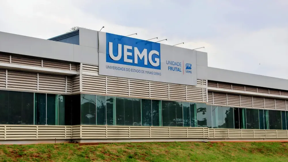Justiça condena estudantes da UEMG por racismo recreativo em trote: ‘Bombril’