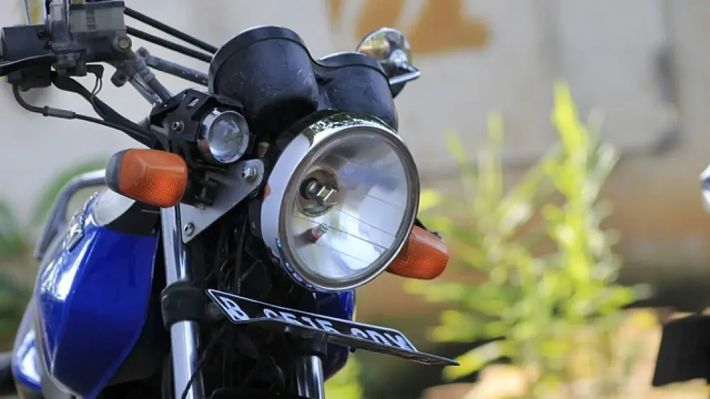 Mulher morre em acidente de moto por aplicativo com condutor inabilitado em BH