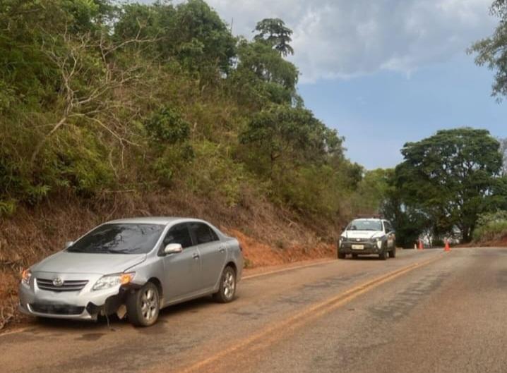ITAMBÉ DO MATO DENTRO: polícia Militar prende motorista por embriaguez, fuga e direção perigosa após tentativa de atropelar policial