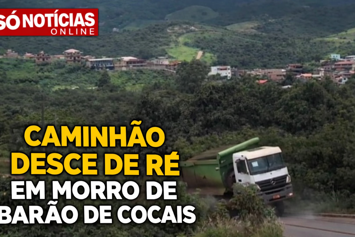 Vídeo: Caminhão perde força em subida e desce de ré em rua de Barão de Cocais