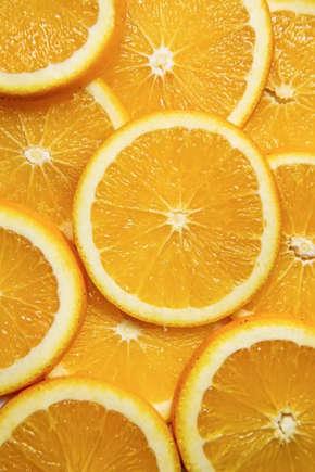 O que realmente acontece no seu corpo se você beber suco de laranja todos os dias?