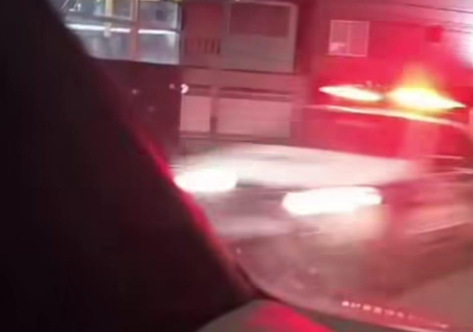 Vídeo: Perseguição policial em Itabira termina com jovem de 19 anos preso por direção perigosa e desobediência