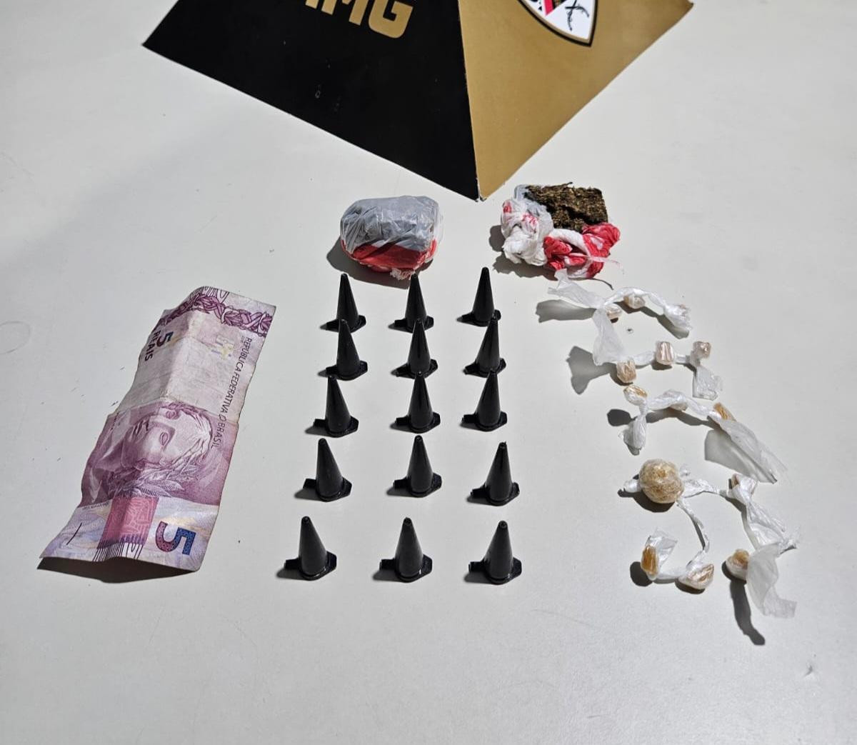 DENÚNCIA ANÔNIMA TIRA DROGAS DE CIRCULAÇÃO NO ELDORADO EM ITABIRA 