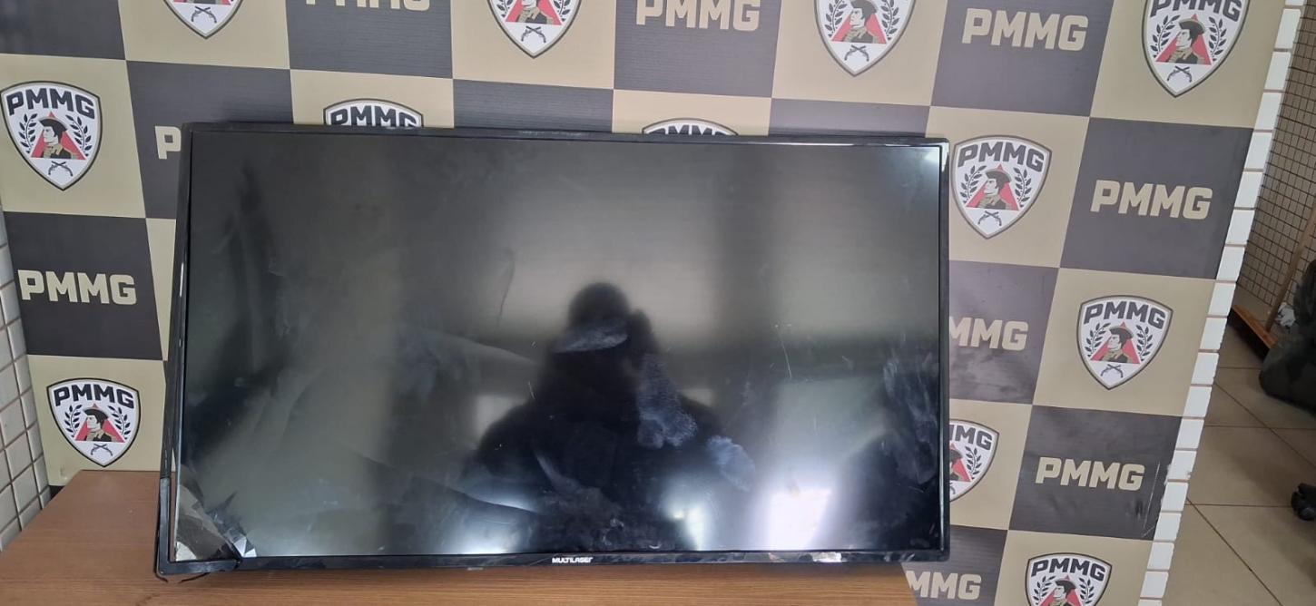 ESCALA INVADIDA EM BOM JESUS DO GALHO: PM age rápido, prende suspeito e recupera televisores 