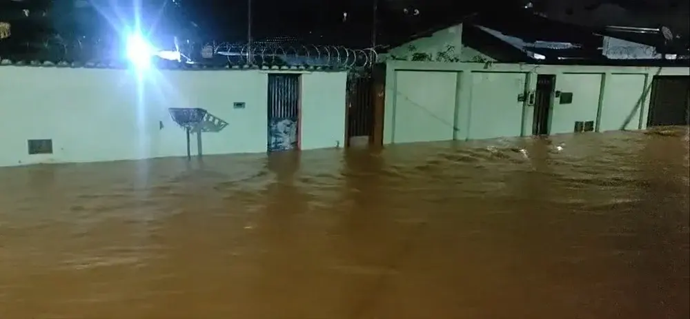 Itabira Sob as Águas: Madrugada de Caos e Destruição Após Temporal Avassalador