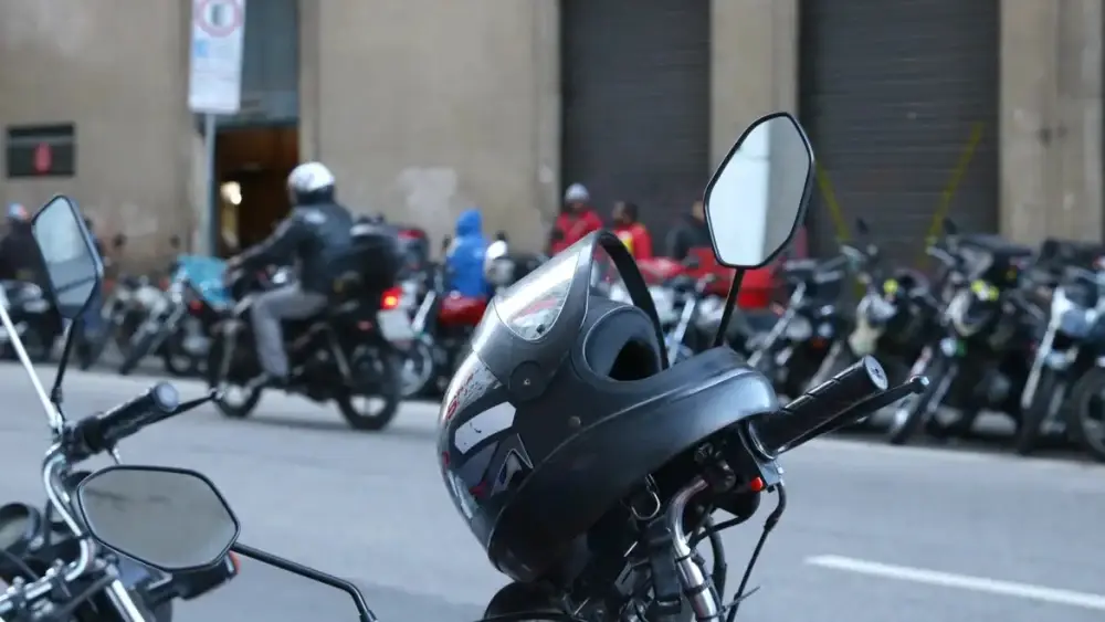 Motoboys no Espírito Santo terão adicional de 30% sobre salário a partir de abril