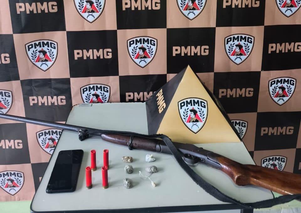 PM Desarticula Ponto de Tráfico e Apreende Arma em Itambé