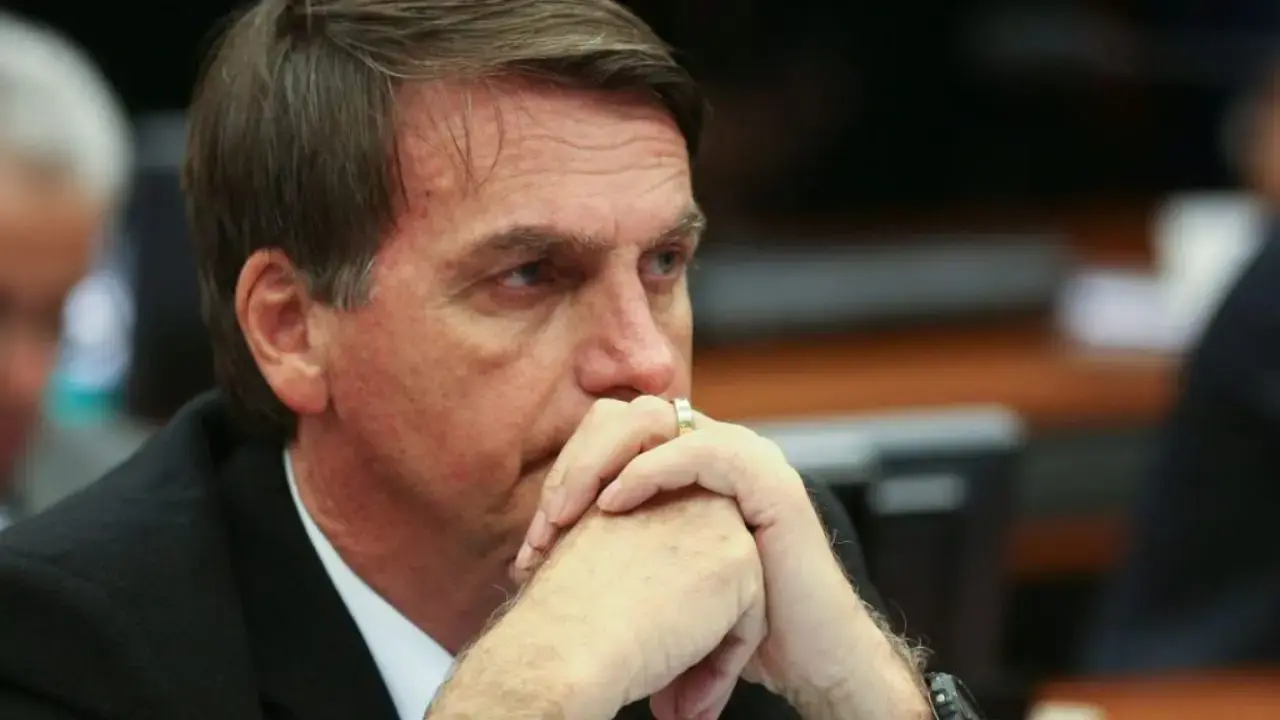 Saúde de Bolsonaro entra em zona de risco e acende sinal amarelo no STF