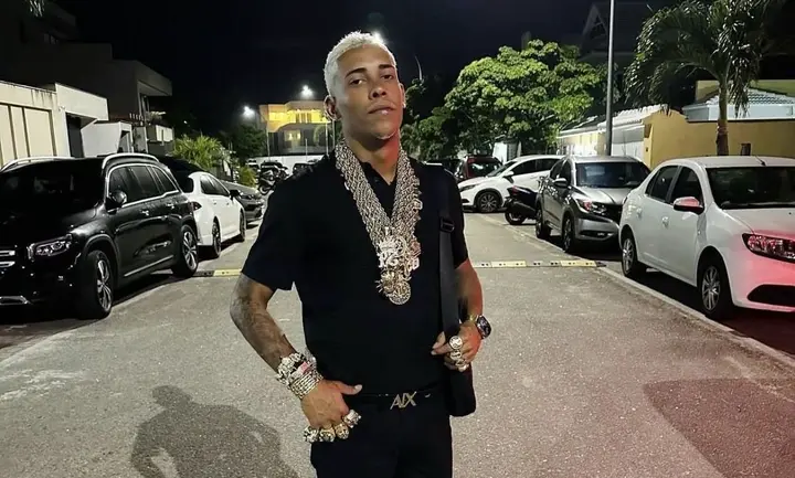 Cinco filhos, três mulheres e um hit milionário: quem é MC Poze do Rodo, o funkeiro que conquistou até Minas Gerais