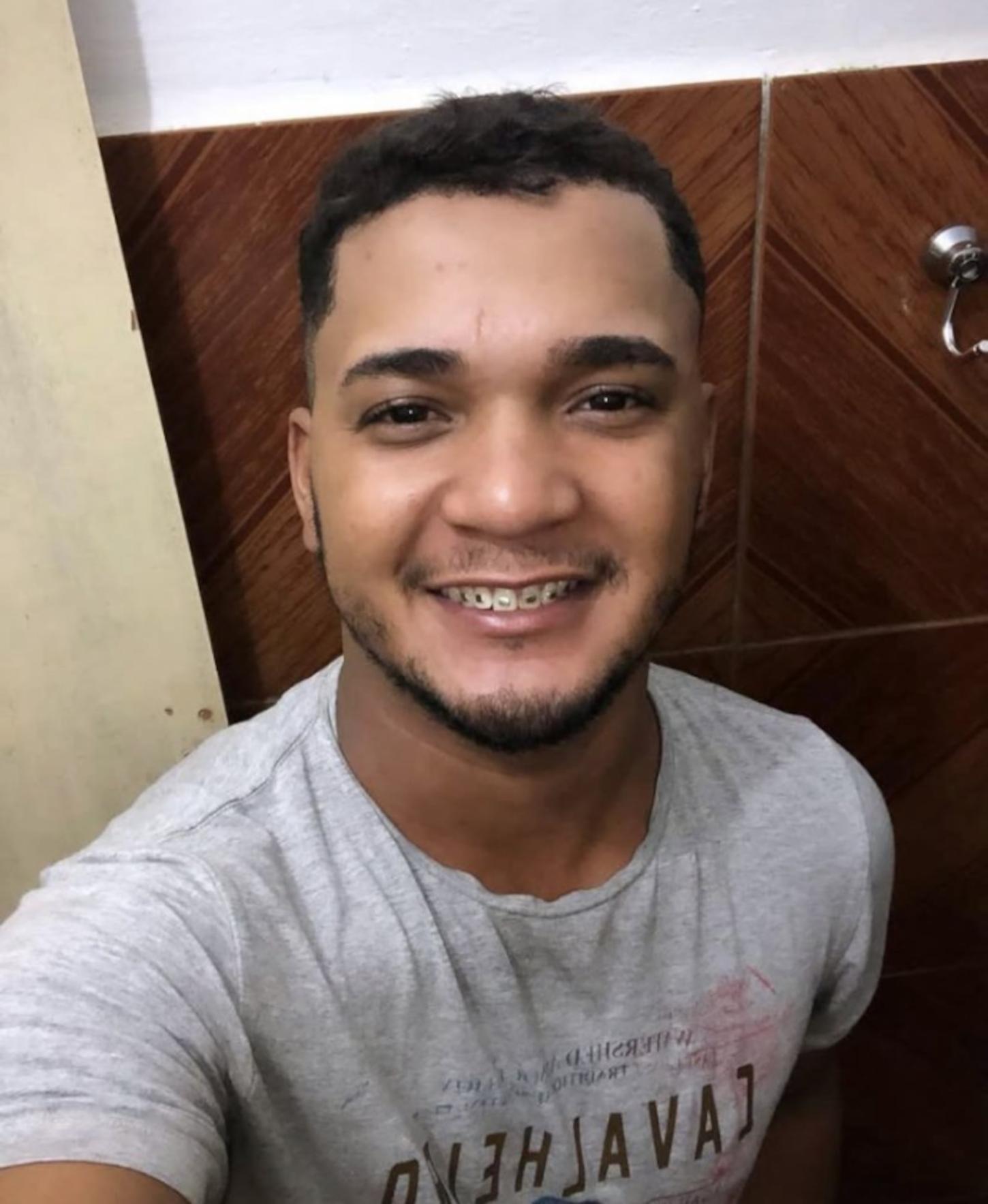 Mineiro que estava desaparecido é encontrado morto em praia de Guarapari (ES)