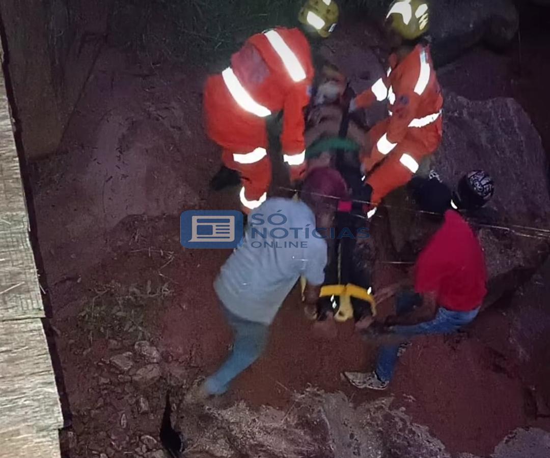 Queda de ponte: Motociclista cai em córrego e fica ferido na região do Vista Alegre