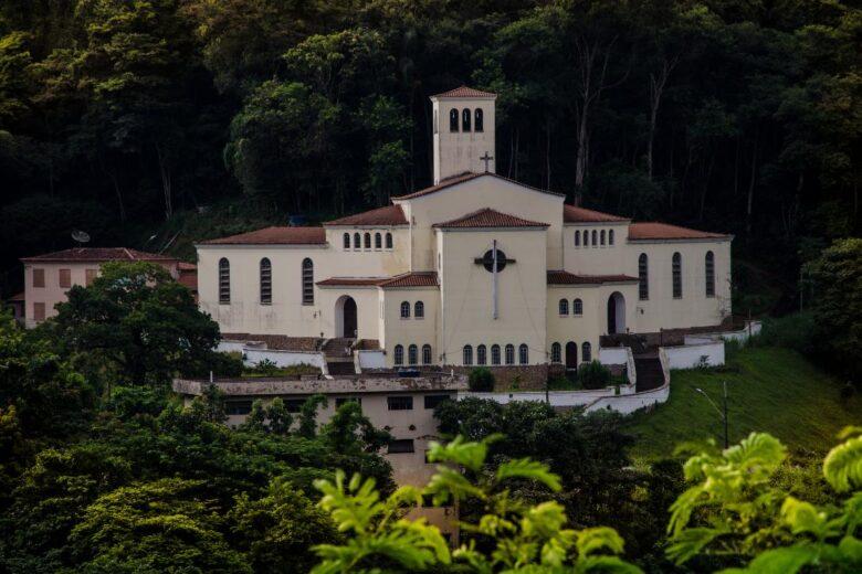 Após meses de espera, gruta histórica de João Monlevade finalmente vai ser restaurada