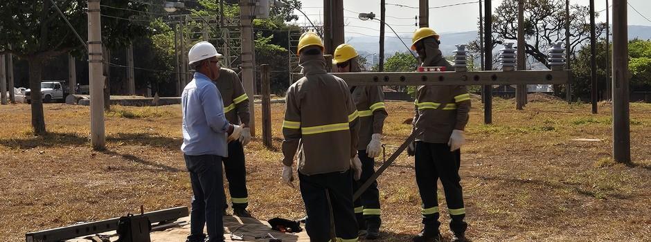 Cemig abre curso gratuito de eletricista em MG com bolsa e inscrições até 14 de junho
