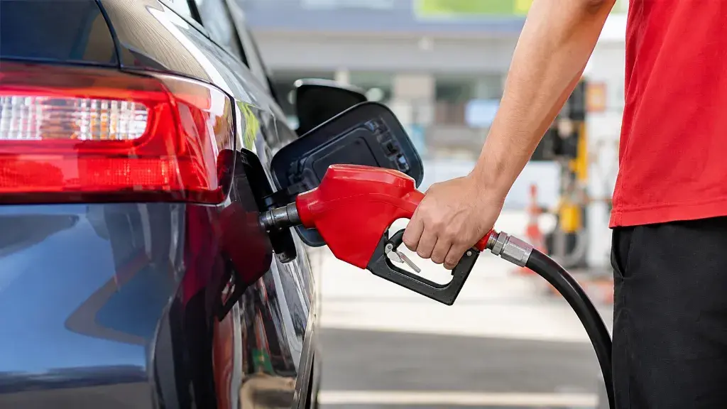 Postos de combustível em Itabira registram gasolina de R$ 6,75 a R$ 6,99 nesta sexta-feira — veja a lista completa de preços