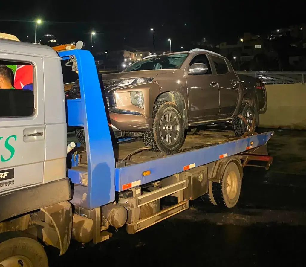 Operação Luminis: família de investigado entrega voluntariamente Mitsubishi L200 com restrição judicial em Nova Era