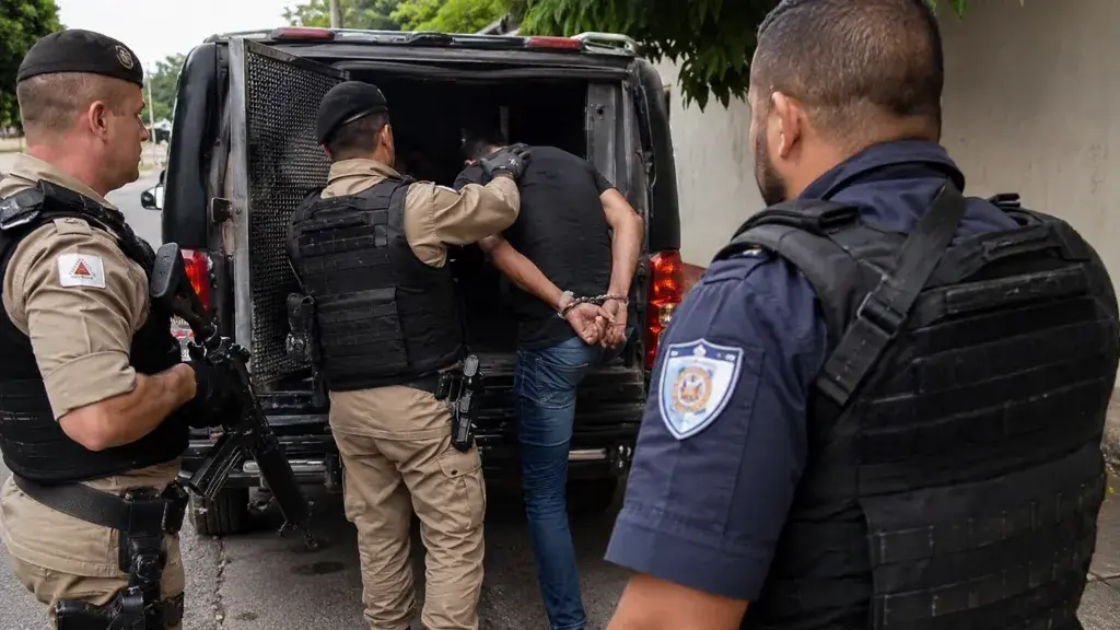 PM prende homem suspeito de furtos no bairro Rosário em João Monlevade