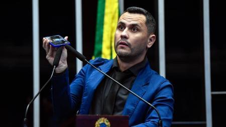Cleitinho fica fora da disputa pelo governo de Minas, anuncia Republicanos