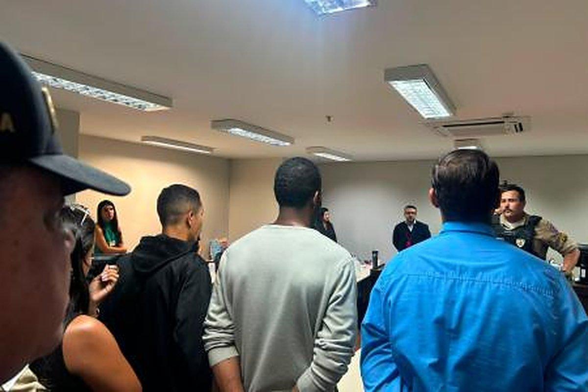 Justiça condena três cruzeirenses por ataque a ônibus que matou torcedor do Atlético em BH