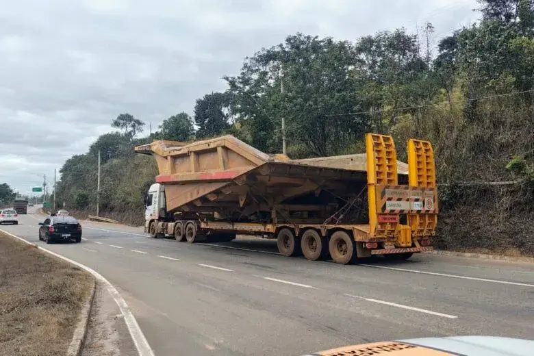 Carga especial da Vale provoca lentidão nas rodovias entre São Gonçalo do Rio Abaixo e Itabira