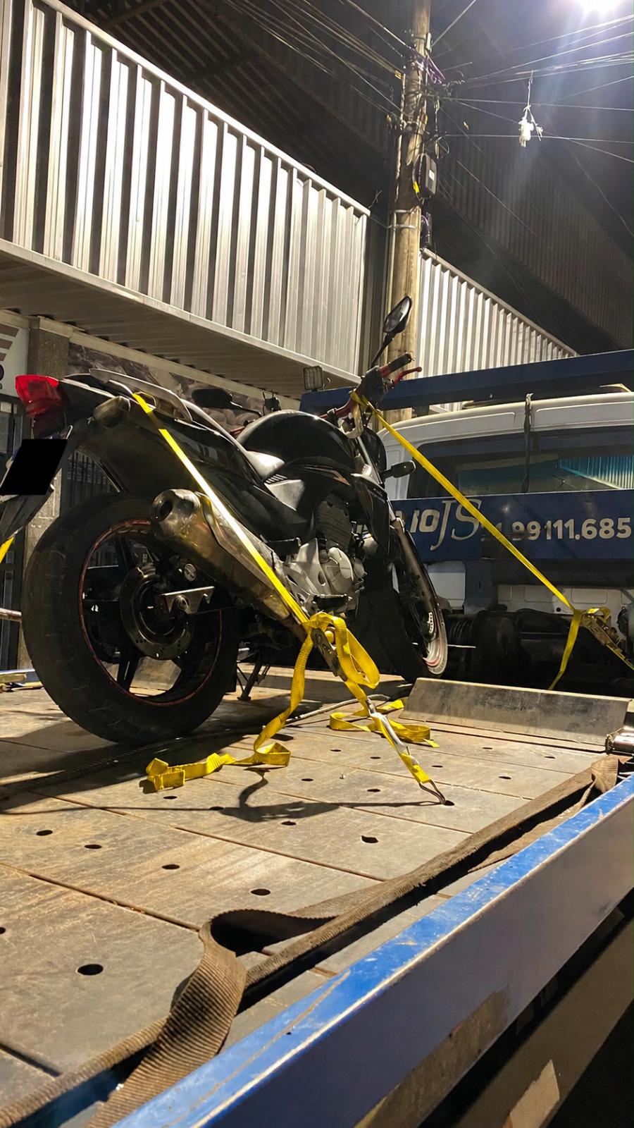 Motociclista tenta fugir da PM, é parado e perde a moto por acúmulo de irregularidades em Bela Vista de Minas