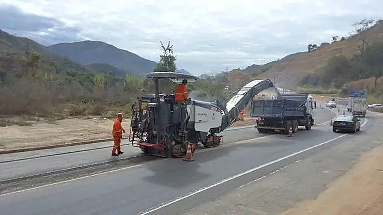 Vai pegar a BR-381 esta semana? Veja os trechos com obras entre Itabira e Governador Valadares