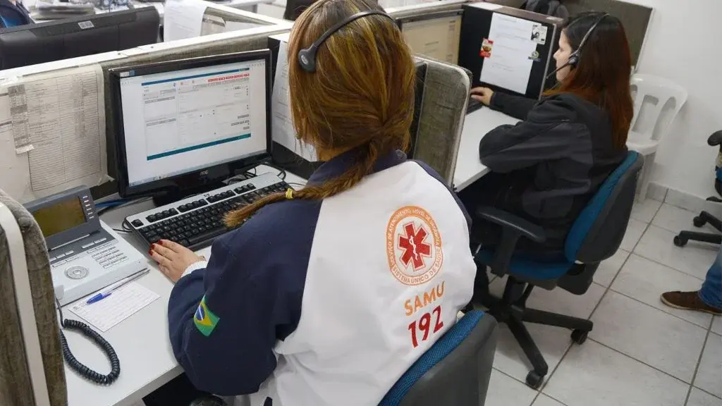 Samu do Espírito Santo abre 200 vagas com salário de até R$ 3 mil; brasileiros de qualquer estado podem se inscrever