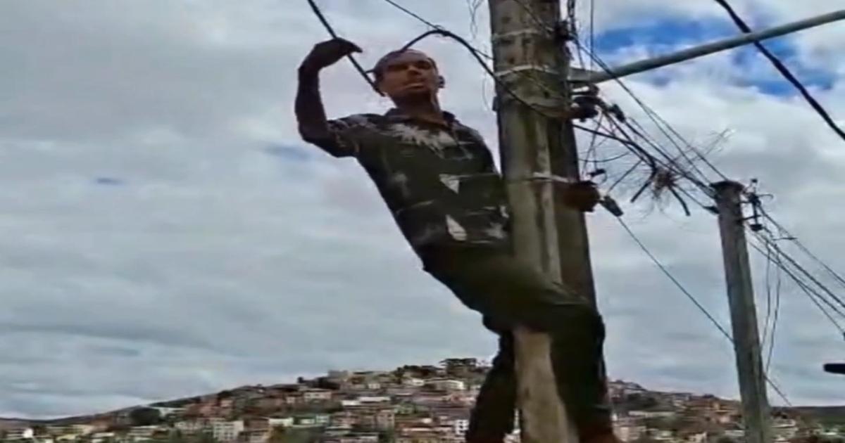 Vídeo: homem é flagrado cortando fios de cobre em poste durante o dia em Caratinga