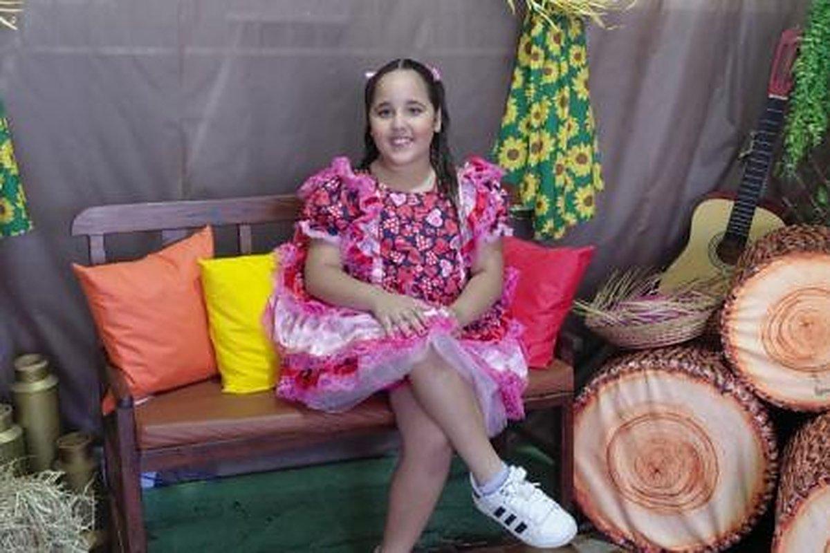 Escola em Ribeirão das Neves onde criança morreu durante merenda suspende aulas