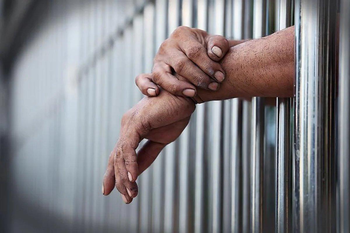 Homem é condenado a mais de 20 anos de prisão por feminicídio após esconder corpo da ex-companheira em tambor
