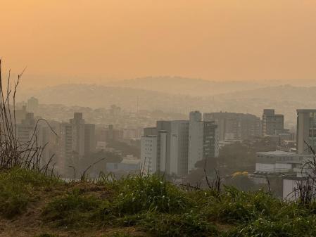 Onda de calor coloca 190 cidades de Minas em alerta neste sábado