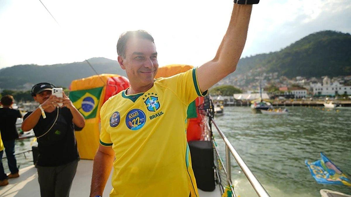 Pesquisa mostra Flávio com 66,4% contra Lula em Roraima