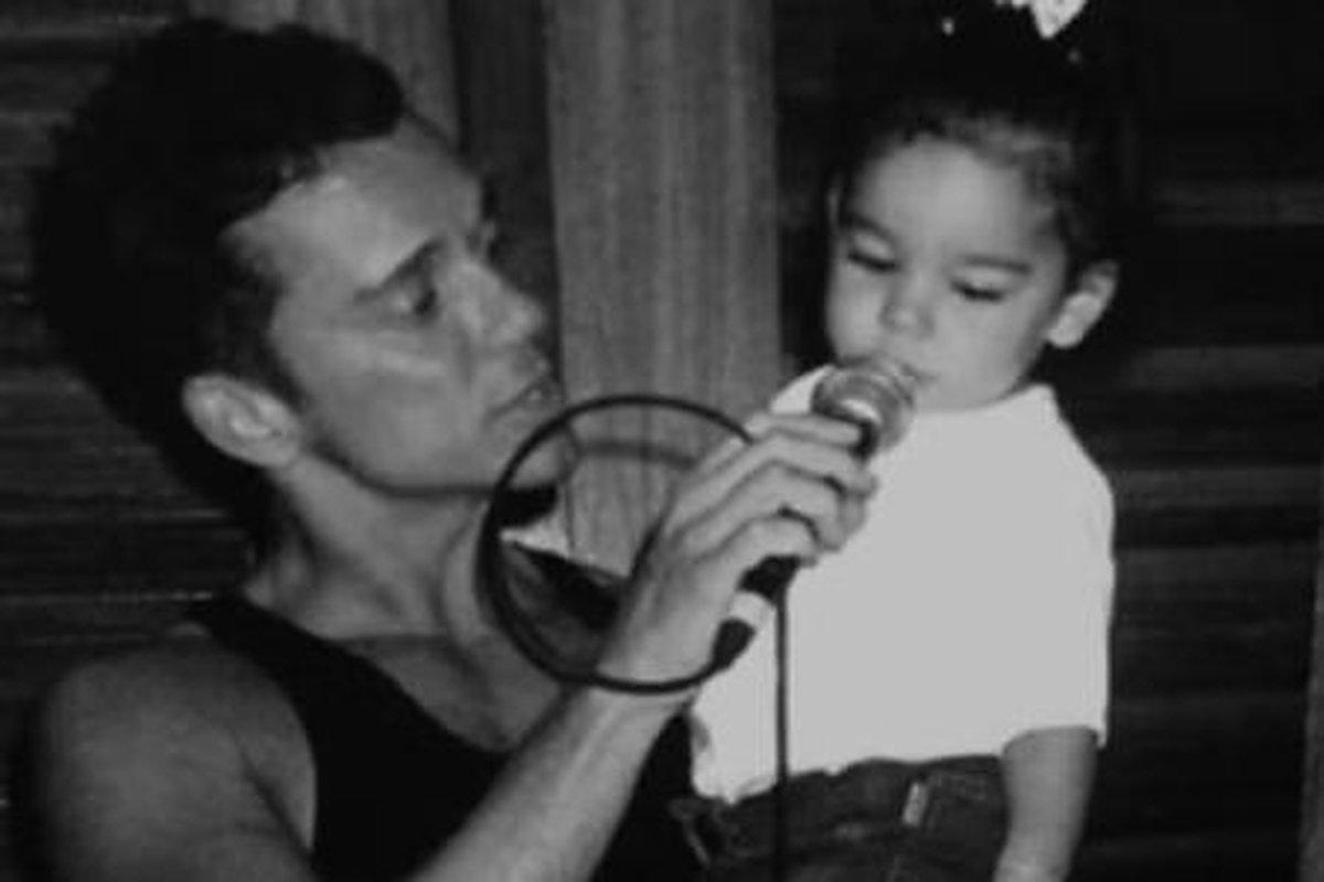 Filha de Netinho se despede do cantor com foto de infância: 'Te amo para sempre' 