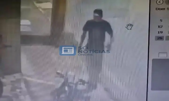 Vídeo - Bicicleta elétrica é furtada em frente a barbearia no Centro de João Monlevade