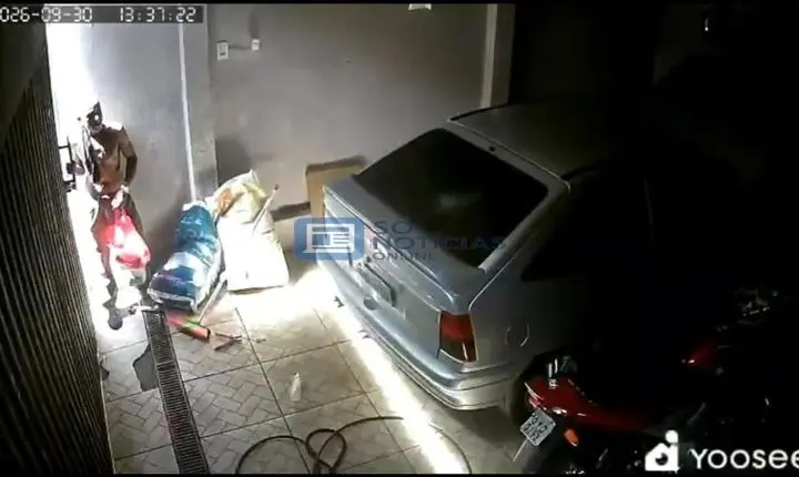 Câmera flagra furto de bicicleta avaliada em R$ 20 mil em Itabira. Veja o Vídeo 