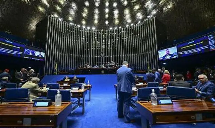 Fim da escala 6x1: Senado aprova PEC em dois turnos; veja o que muda e quando começa