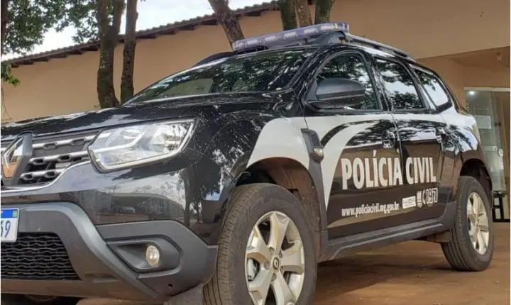 Homem é Indiciado por Homicídio com 30 Facadas e Vilipêndio de Cadáver em Monte Carmelo — MG