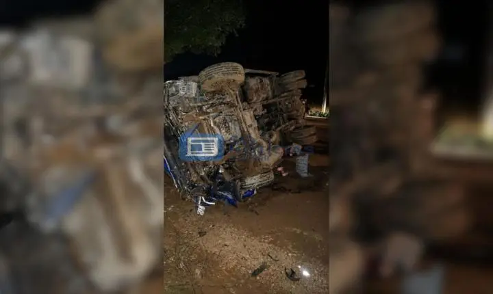 Homem morre e dois ficam feridos após batida entre caminhão e carro em Mariana (MG)