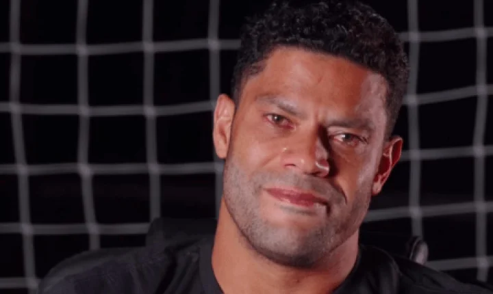 Hulk chora ao se despedir do Atlético-MG: 