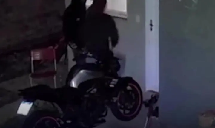 Morador reage a invasão, atira e baleou jovem de 19 anos que tentava arrombar porta em MT