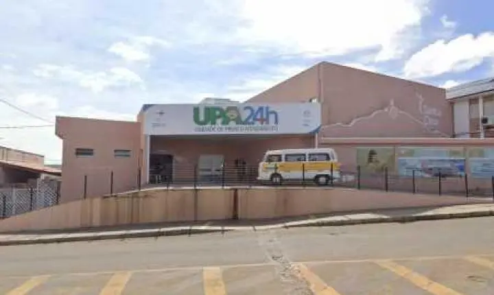 Menina de 2 anos morre atropelada por caminhão de lixo em frente a creche em Bom Despacho; motorista pagou fiança e foi solto