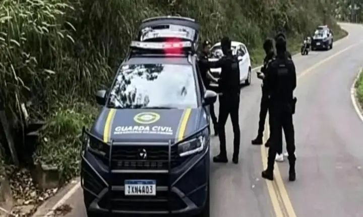 Motociclista sem CNH é preso em São Gonçalo do Rio Abaixo e levado à Delegacia de Itabira
