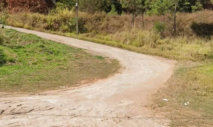 Motorista embriagado bate em moto da PM perto da boate La Paloma, em Itabira
