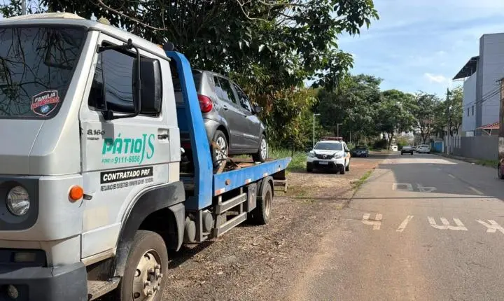 Mulher perde chave, e dupla usa para levar o carro dela em João Monlevade; PM recupera o Fox, mas sem os pertences