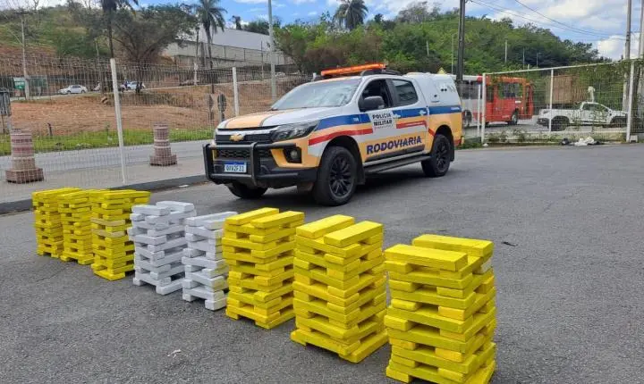 Perseguição com helicóptero termina em prisão e apreensão de 300 kg de maconha em Sabará
