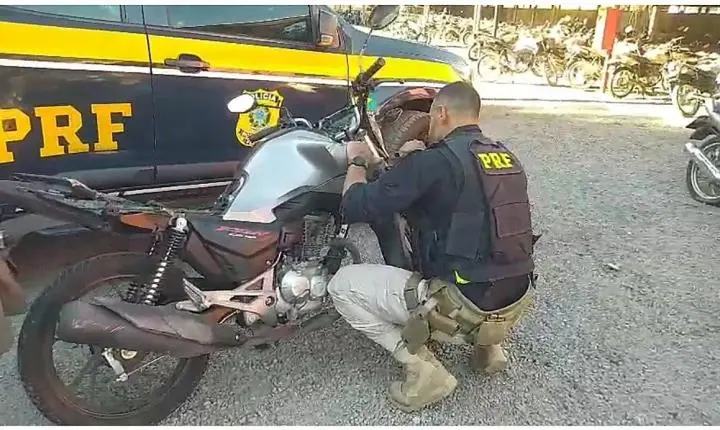 Vídeo - Perseguição na BR-381 termina com prisão de homem procurado por roubo em João Monlevade