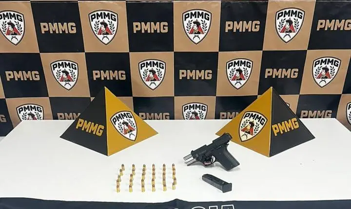 Pistola com numeração suprimida e 30 munições: homem com mandado é preso no bairro Contente