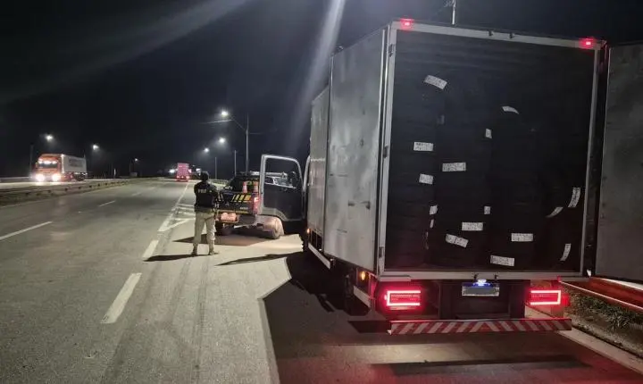 Vídeo - PRF flagra quadrilha em comboio na BR-381 e recupera caminhão clonado com pneus roubados