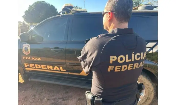 Receita Federal leiloa iPhone 13 por R$ 480 e Jetta por R$ 13,2 mil em SP; veja como participar